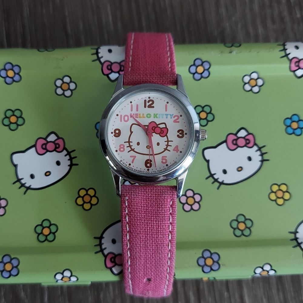 2003 Hello Kitty Pink Watch